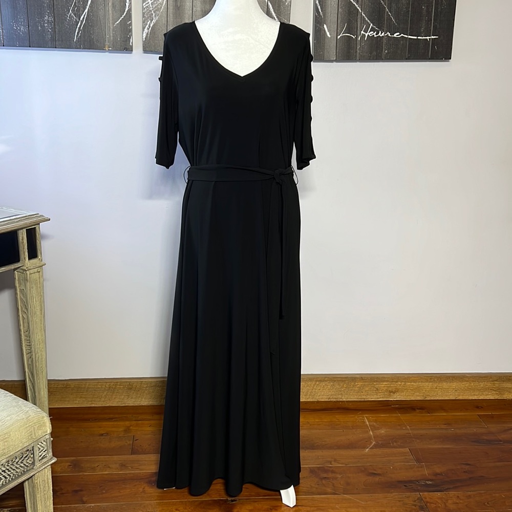 Chaus- black dress size L